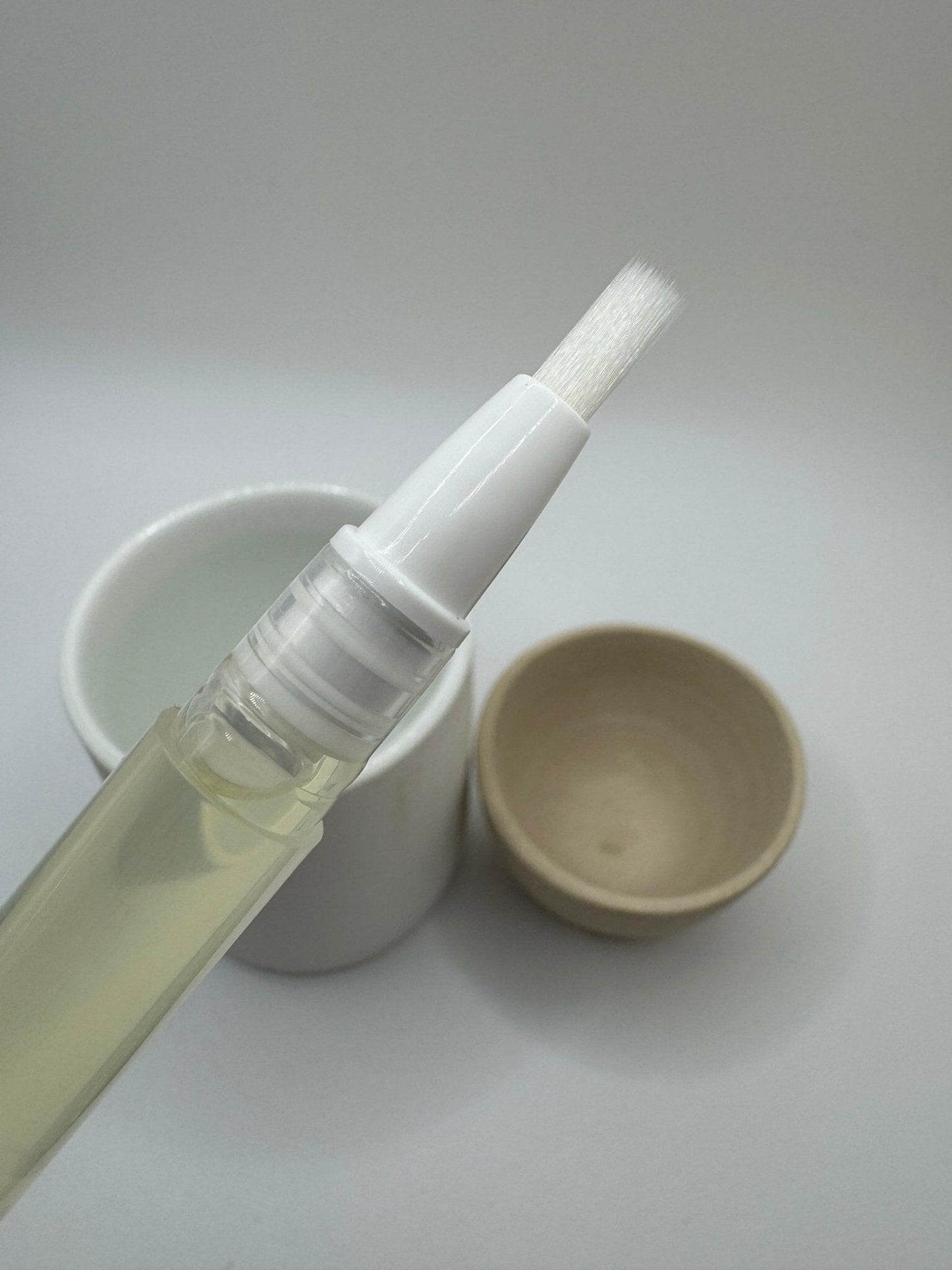 Nourishing & Refreshing Cuticle Oil Pen - Meadowlark & Poppy