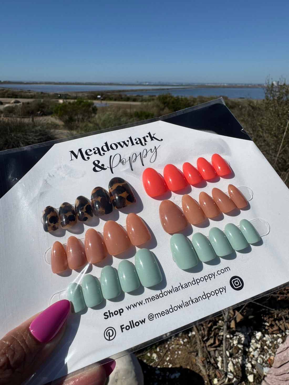 How-to Size Your Nails - Meadowlark & Poppy